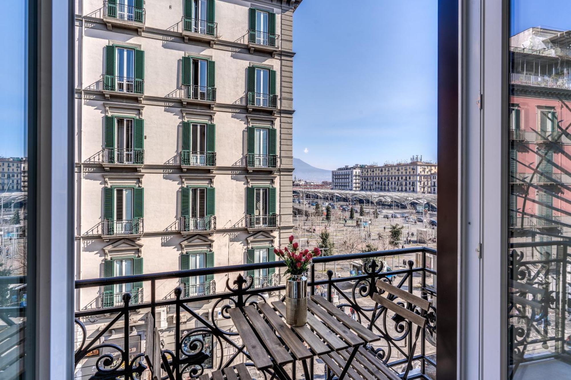 Atarooms Suites Napoli Екстер'єр фото