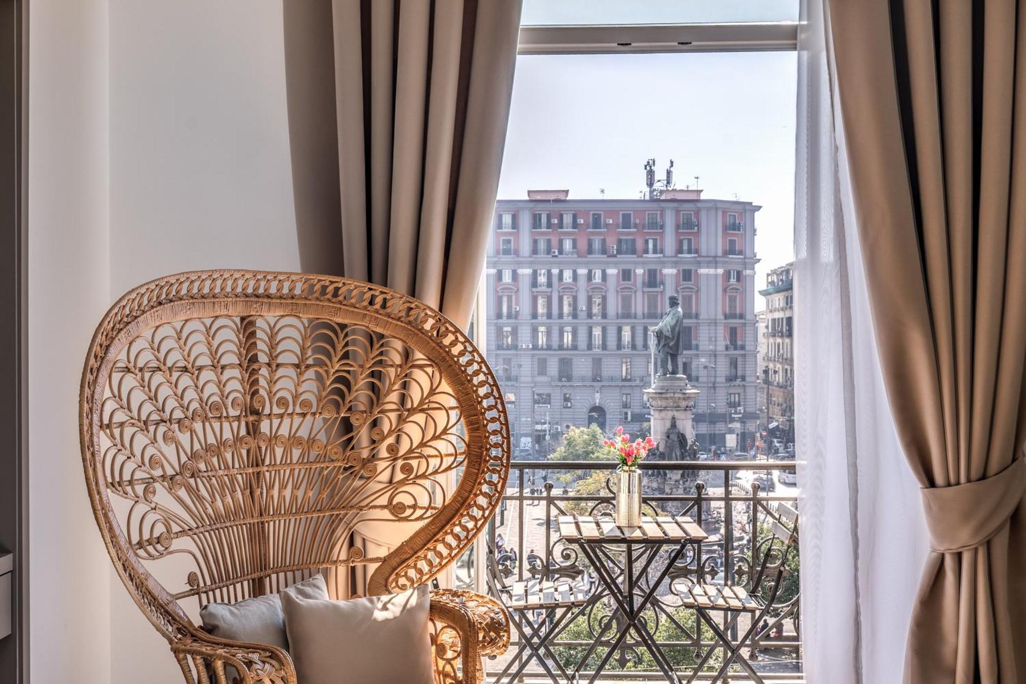 Atarooms Suites Napoli Екстер'єр фото